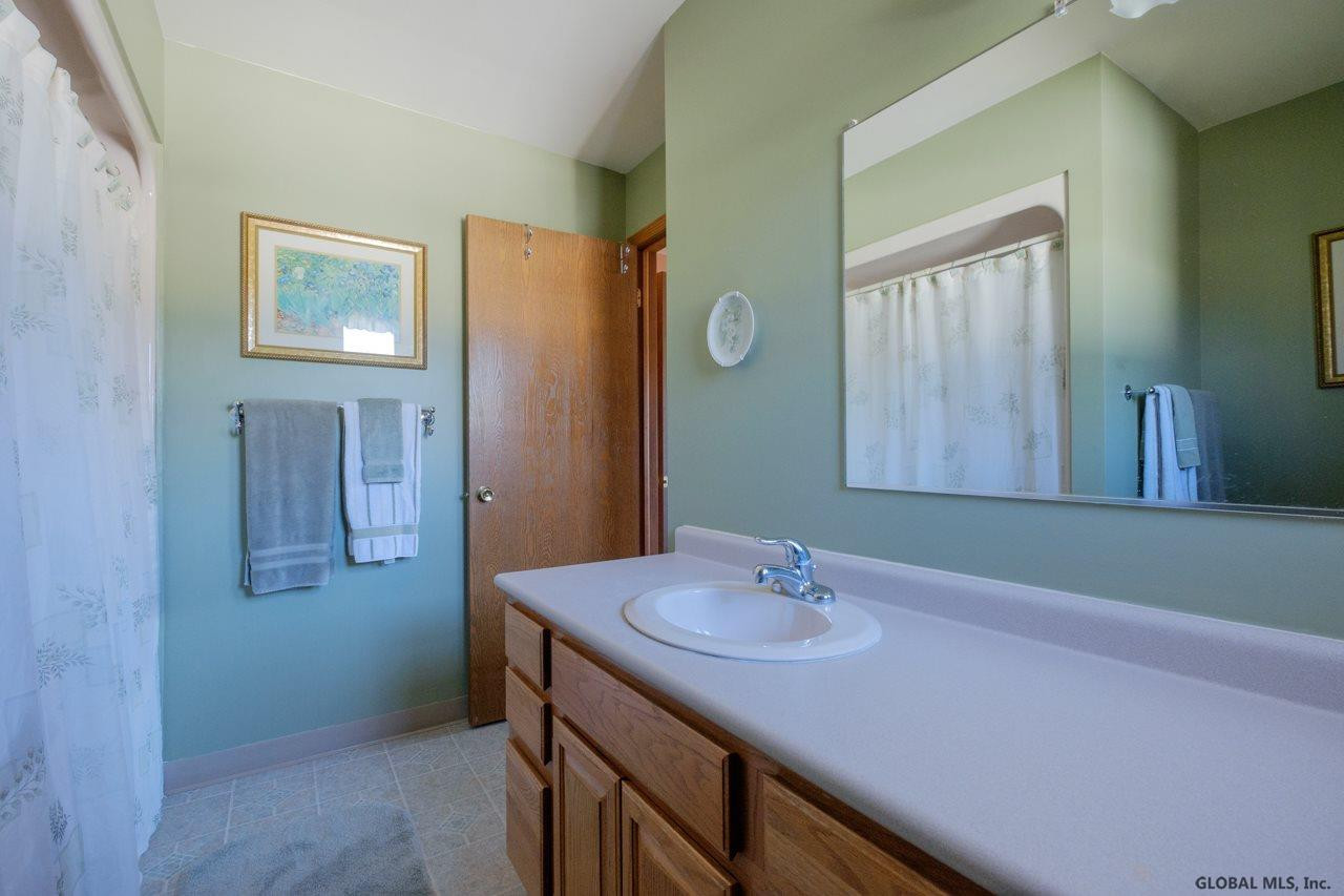 441 Russell Road Albany, NY 12203 - Photo 10 of 25 Photo 10