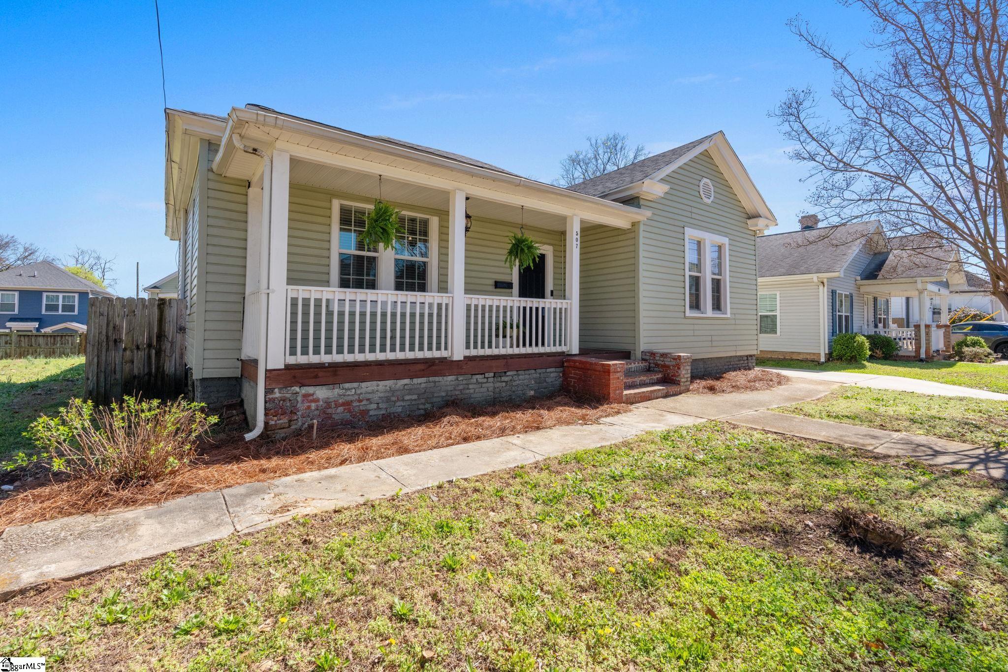 507 Anderson Street Greenville, SC 29601 - Photo 2 of 30