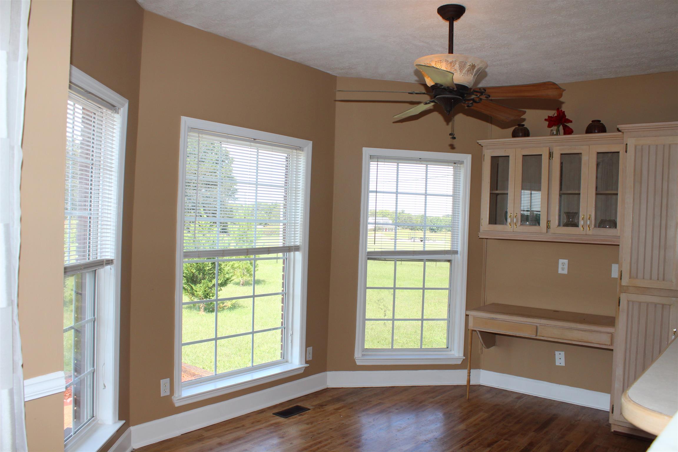 4770 Thick Road Chapel Hill, TN 37034 - Photo 6 of 21 Gallery Image 6