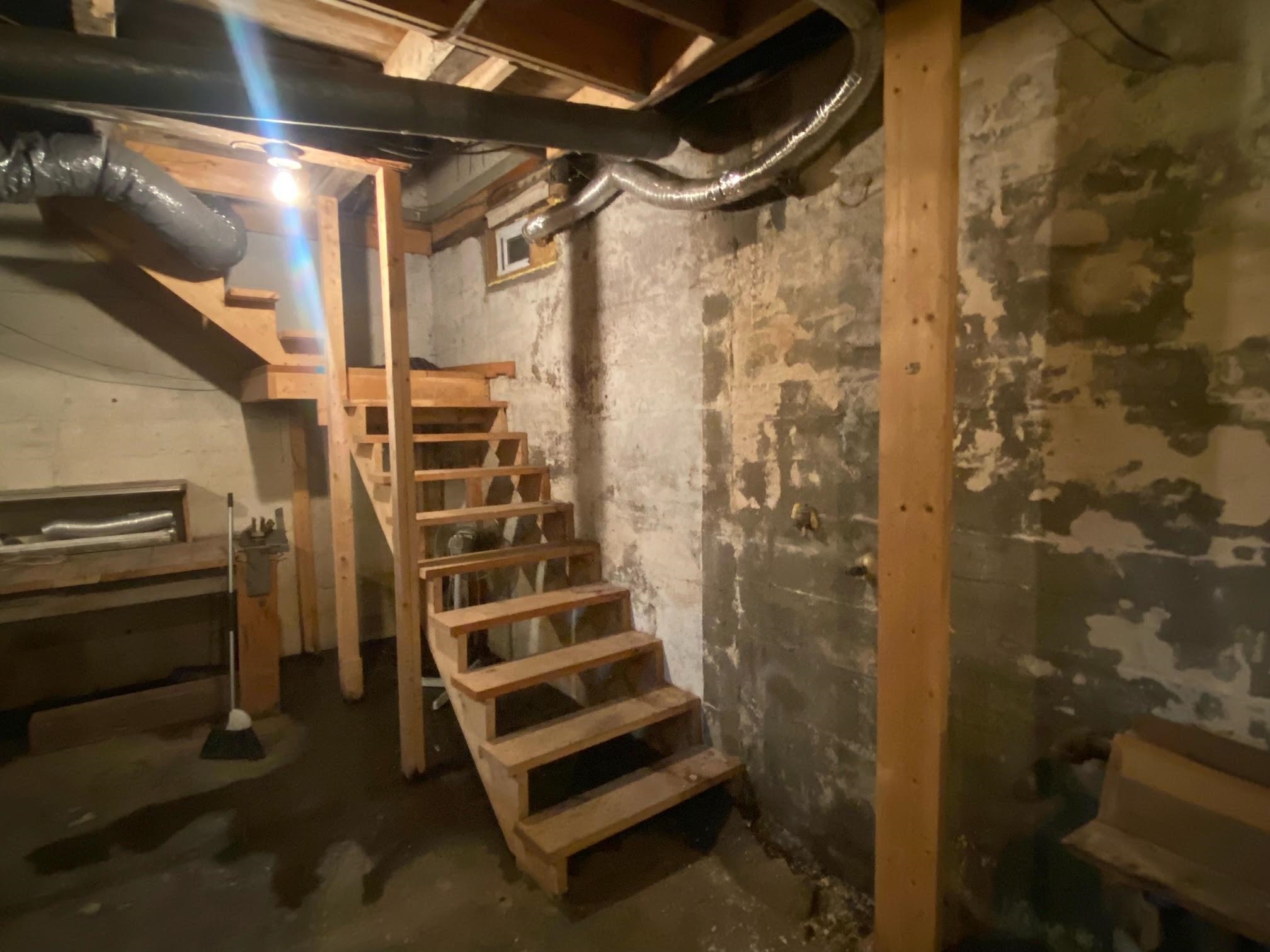 124 Park Street Springfield, VT 05156 - Photo 17 of 29