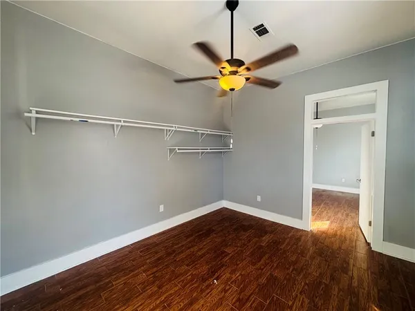 $1,350 | 427 Chalmette Street, Harvey, LA 70058