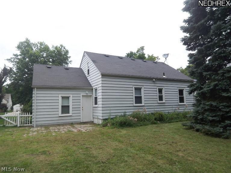 1952 Ganyard Road Akron, OH 44313 - Photo 3 of 17 Gallery Image 3