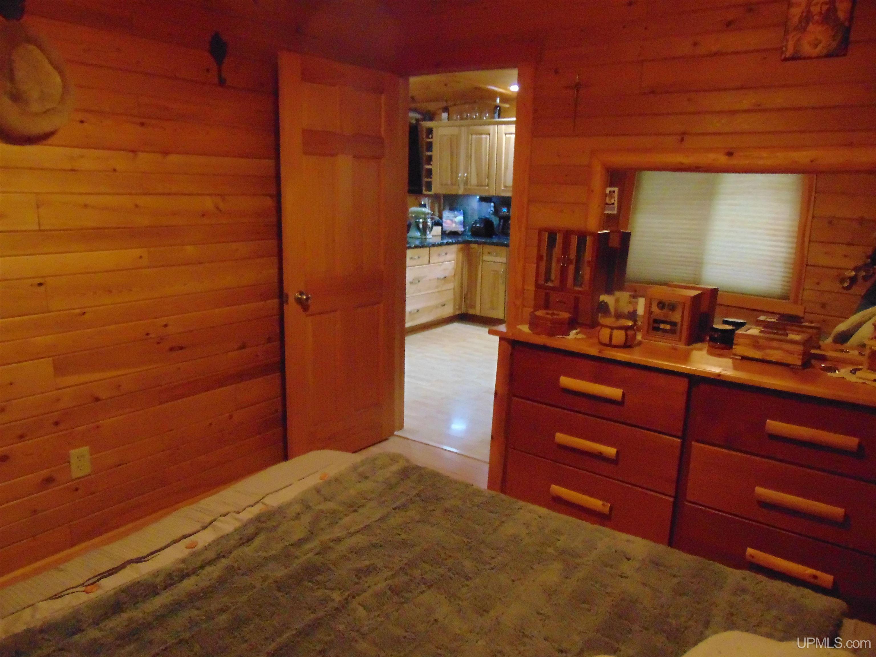 2792 County Line Road Vulcan, MI 49892 - Photo 23 of 99