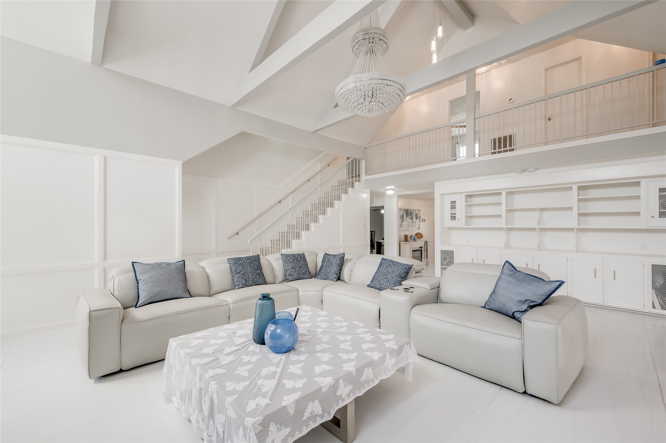 611 Montclair Boulevard Sugar Land, TX 77478 - Photo 14 of 50 This home features a timeless and versatile color palette with its pristine white walls and white tile flooring. The neutral tones create a bright and airy atmosphere, allowing you to effortlessly personalize the space with your own decor and furnishings.