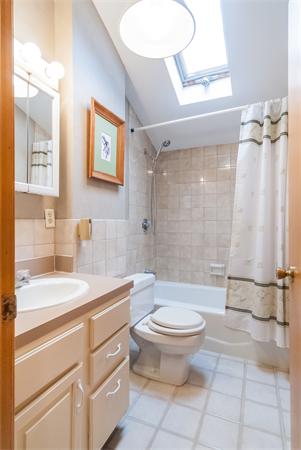 49 Botsford Road Newton, MA 02467 - Photo 19 of 27 Gallery Image 19