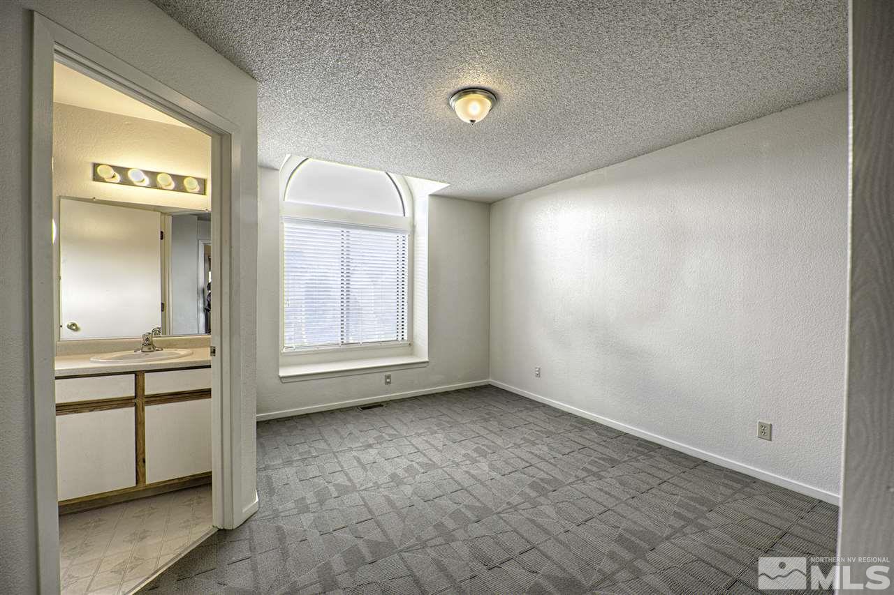 4072 Snowshoe Lane Reno, NV 89502 - Photo 8 of 15 Photo 8