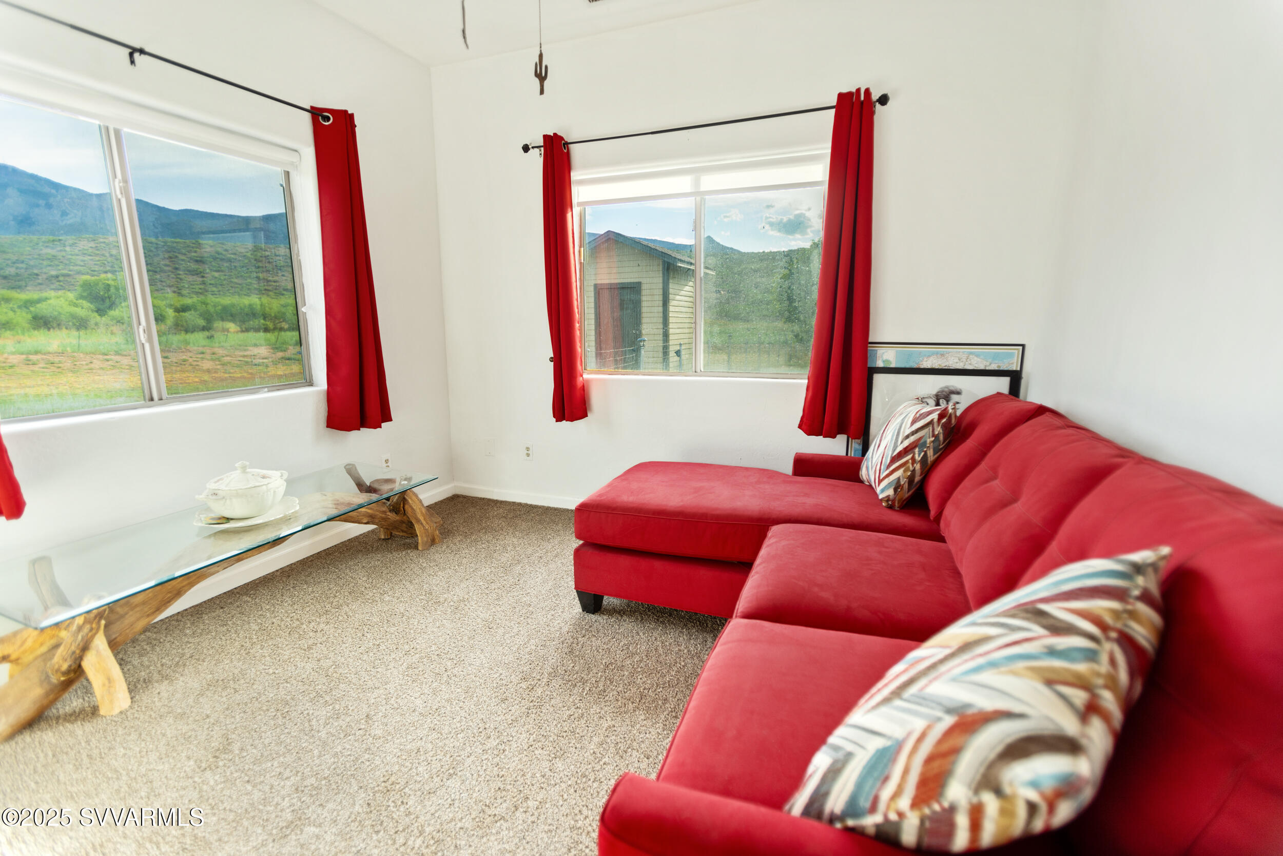 455 East Flint Knap Way Camp Verde, AZ 86322 - Photo 25 of 49 a living room with furniture and a window