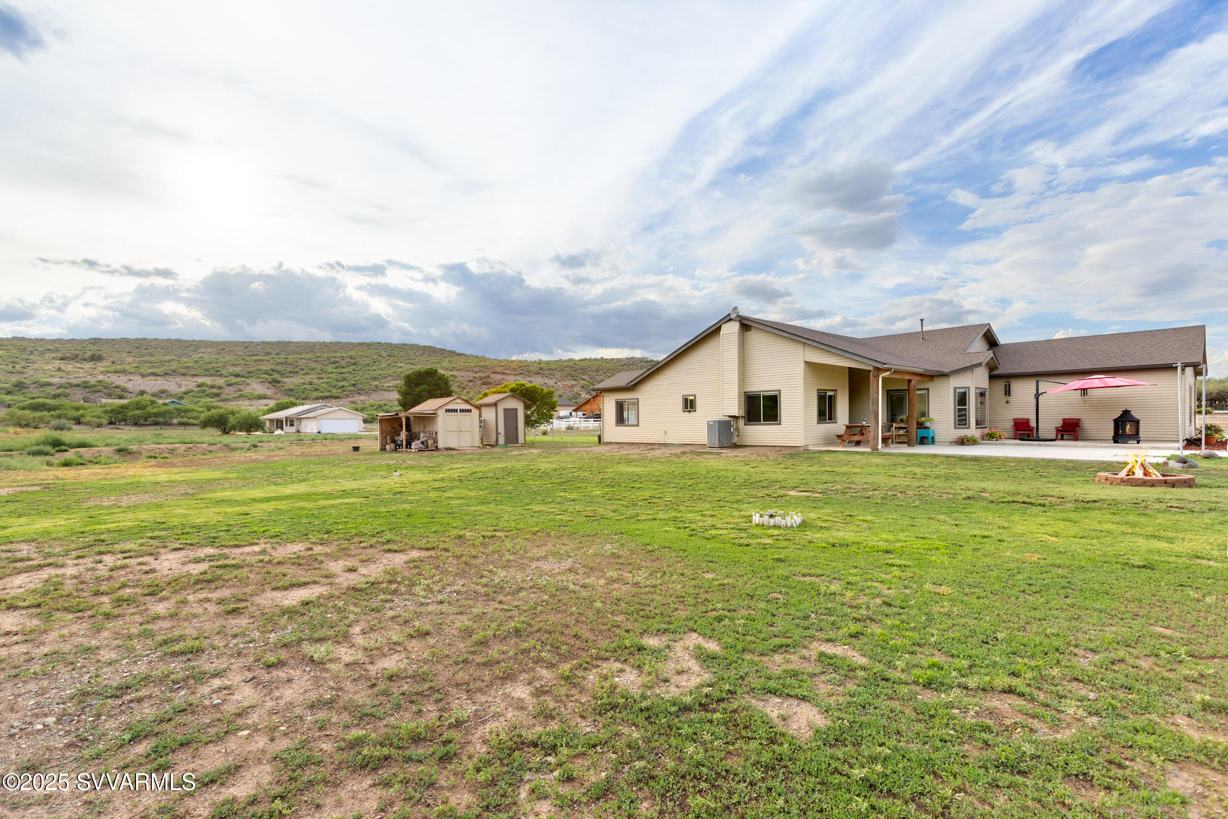 455 East Flint Knap Way Camp Verde, AZ 86322 - Photo 41 of 49 a front view of house with yard and ocean