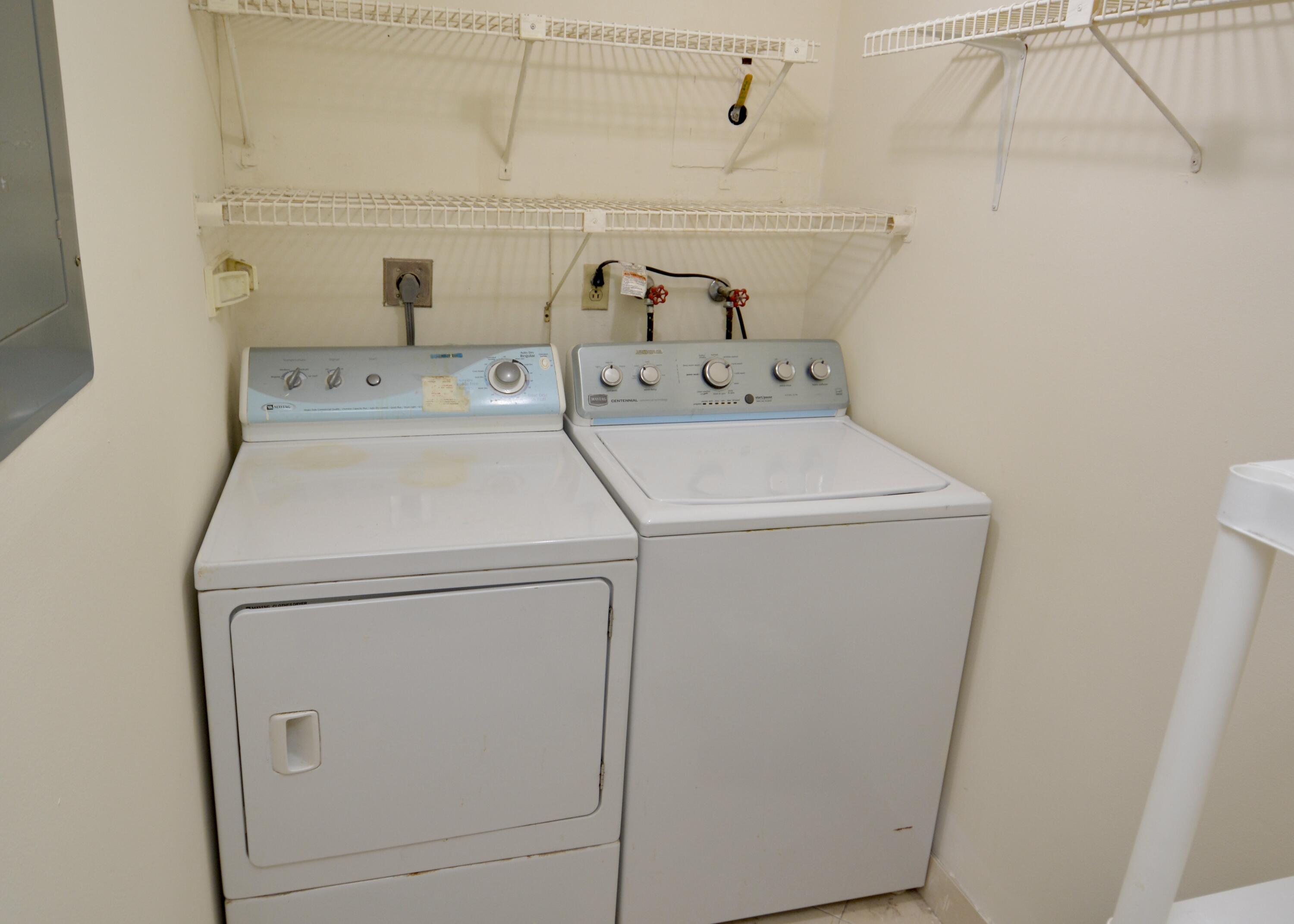 6100 Northwest 2nd Avenue, Unit 129 Boca Raton, FL 33487 - Photo 15 of 22 Laundry
