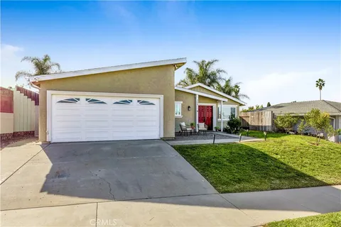 $860,000 | 209 Madison Street, Oceanside, CA 92057