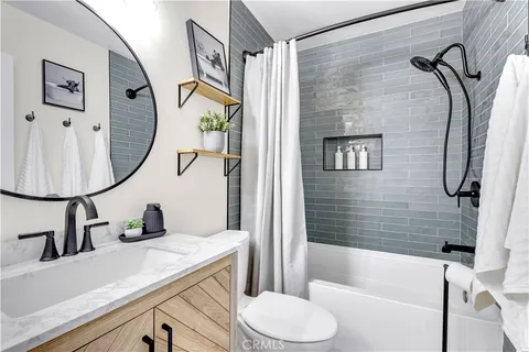 $860,000 | 209 Madison Street, Oceanside, CA 92057