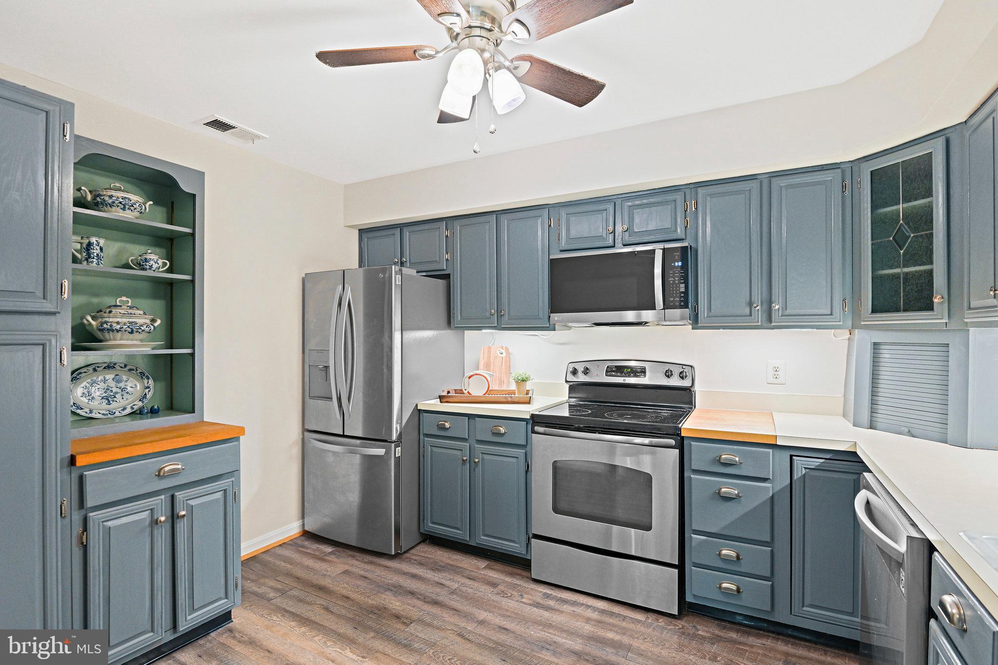 2220 Springwood Drive, Unit I Reston, VA 20191 - Photo 16 of 41 Gallery Image 16