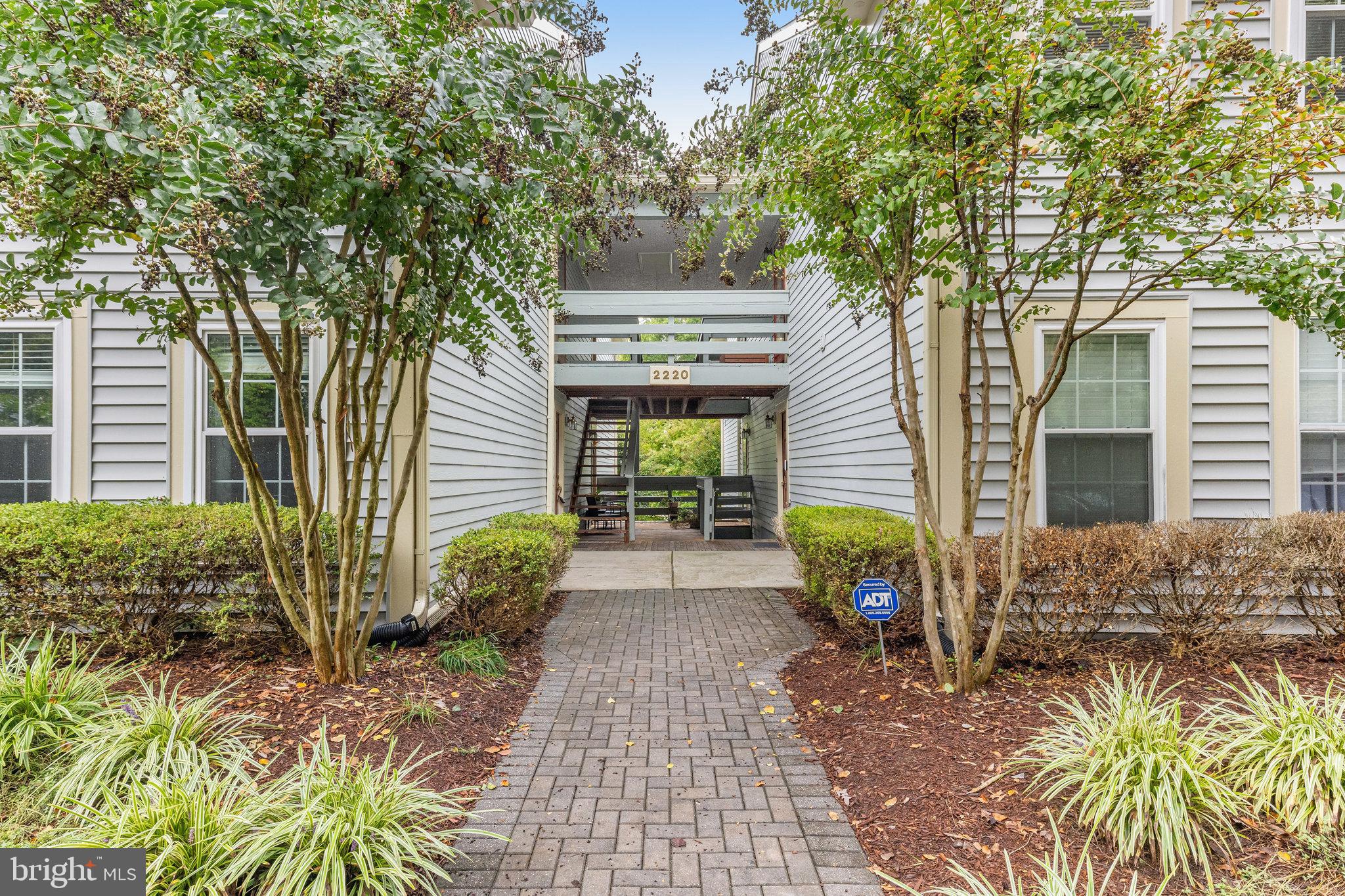 2220 Springwood Drive, Unit I Reston, VA 20191 - Photo 5 of 41 Gallery Image 5