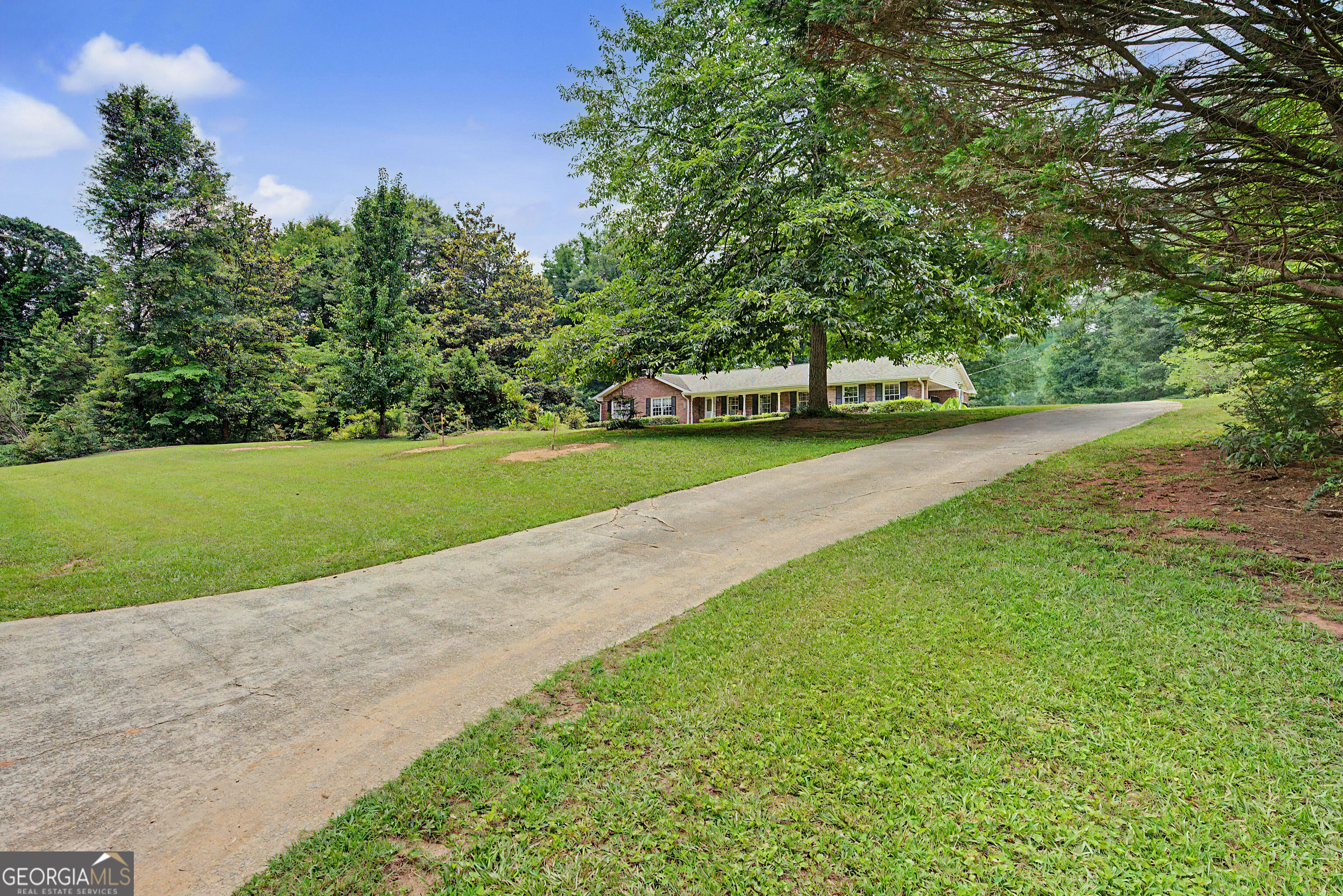 3885 Pittman Road Southwest South Fulton, GA 30349 - Photo 3 of 33 Gallery Image 3