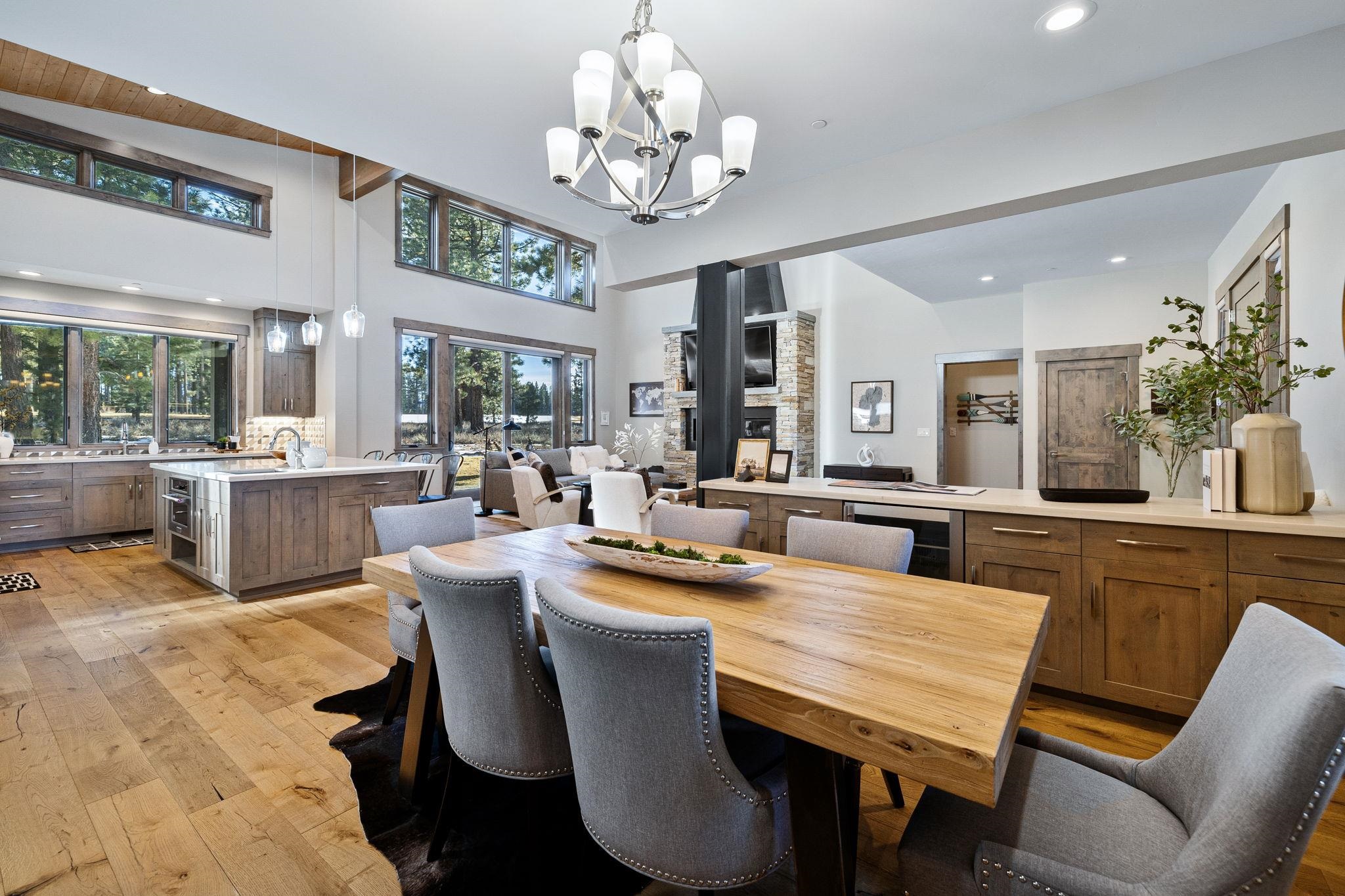 11606 Henness Road Truckee, CA 96161 - Photo 6 of 24 Gallery Image 6