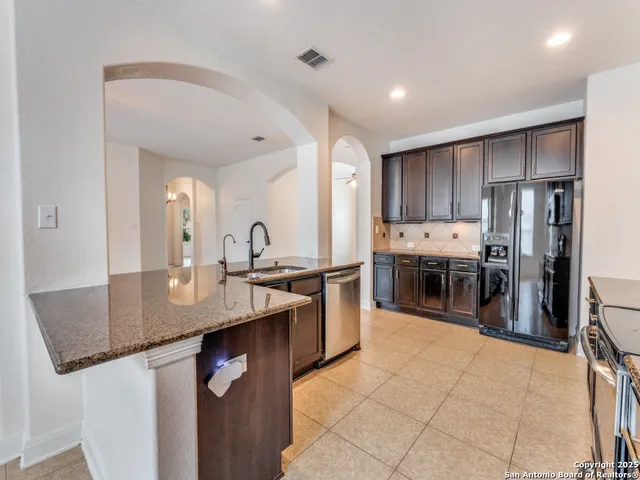 $2,150 | 229 Gardner Cove, Cibolo, TX 78108