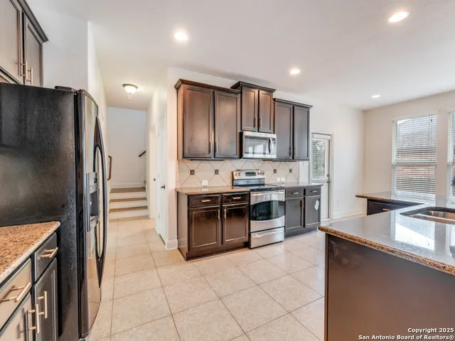 $2,150 | 229 Gardner Cove, Cibolo, TX 78108