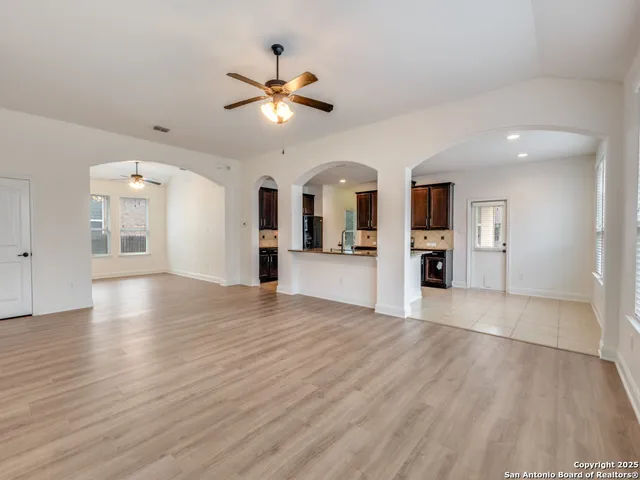 $2,150 | 229 Gardner Cove, Cibolo, TX 78108