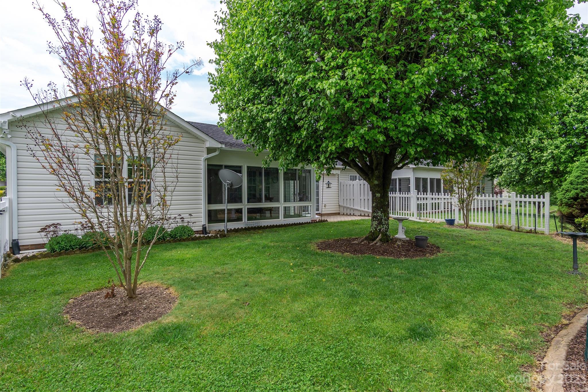 19 Briarbrook Road Fletcher, NC 28732 - Photo 36 of 46 a front view of a house with a garden