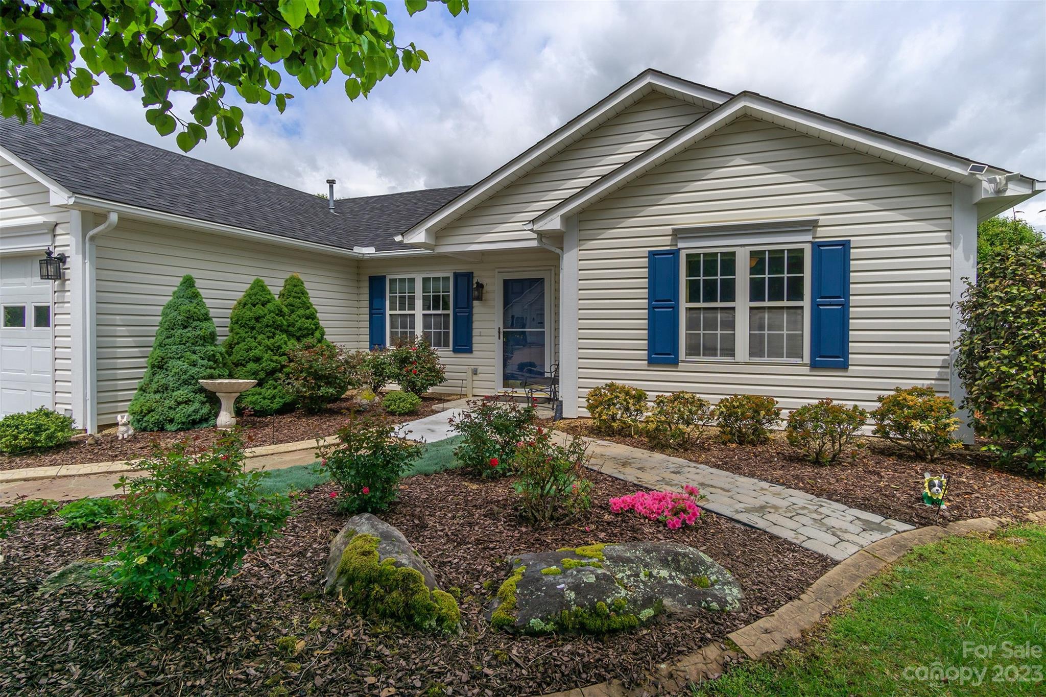 19 Briarbrook Road Fletcher, NC 28732 - Photo 9 of 46 a front view of a house with a yard