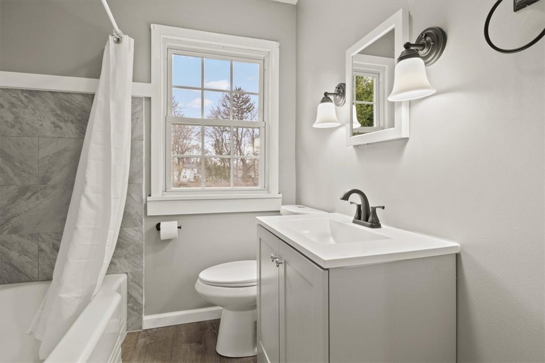 3359 Mt Read Boulevard Greece, NY 14616 - Photo 16 of 29 Main Bathroom First Floor