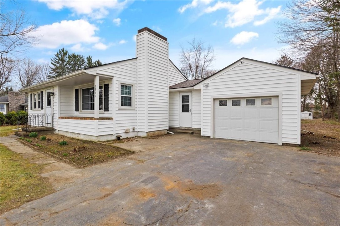 3359 Mt Read Boulevard Greece, NY 14616 - Photo 2 of 29 Front