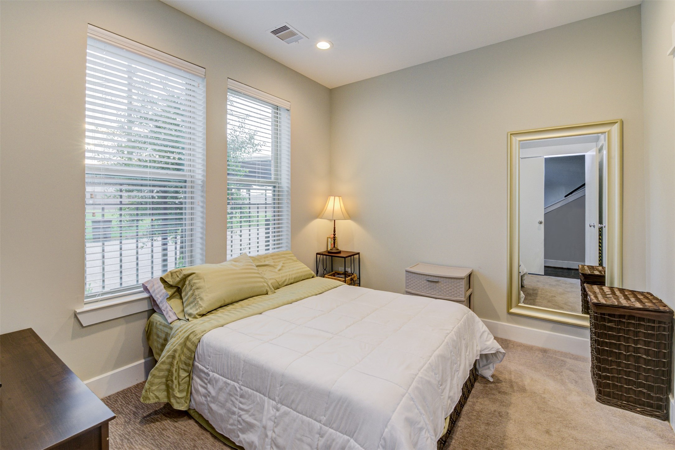 710 Clark Street Houston, TX 77020 - Photo 7 of 37