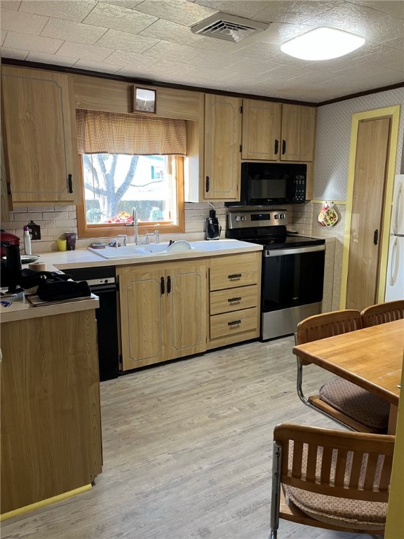 196 Sawmill Road Glocester, RI 02814 - Photo 11 of 21
