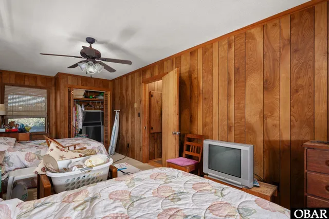 $2,400,000 | 1007 Lighthouse Drive, Corolla, NC 27927