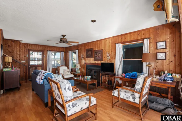 $2,400,000 | 1007 Lighthouse Drive, Corolla, NC 27927