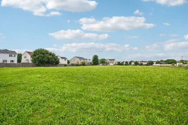 $250,000 | 2301 South Drauden Road, Plainfield, IL 60586