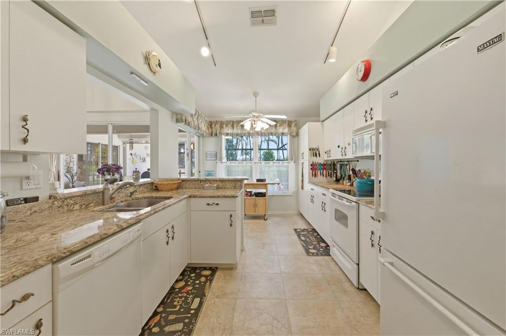 20721 Country Walk Way Estero, FL 33928 - Photo 13 of 38