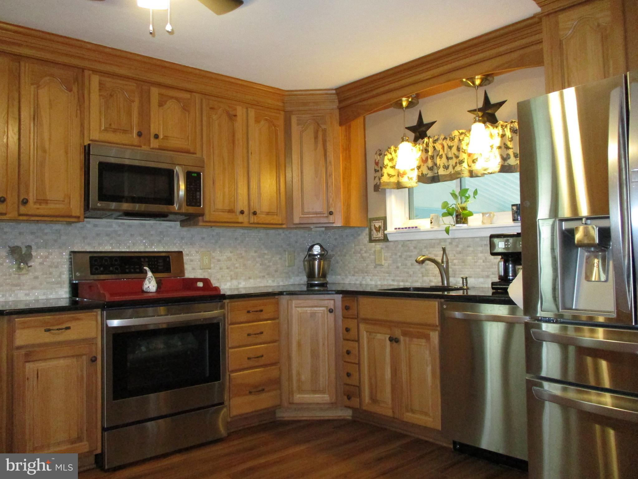428 Mallard Road Hatboro, PA 19040 - Photo 8 of 33 Custom Kitchen
