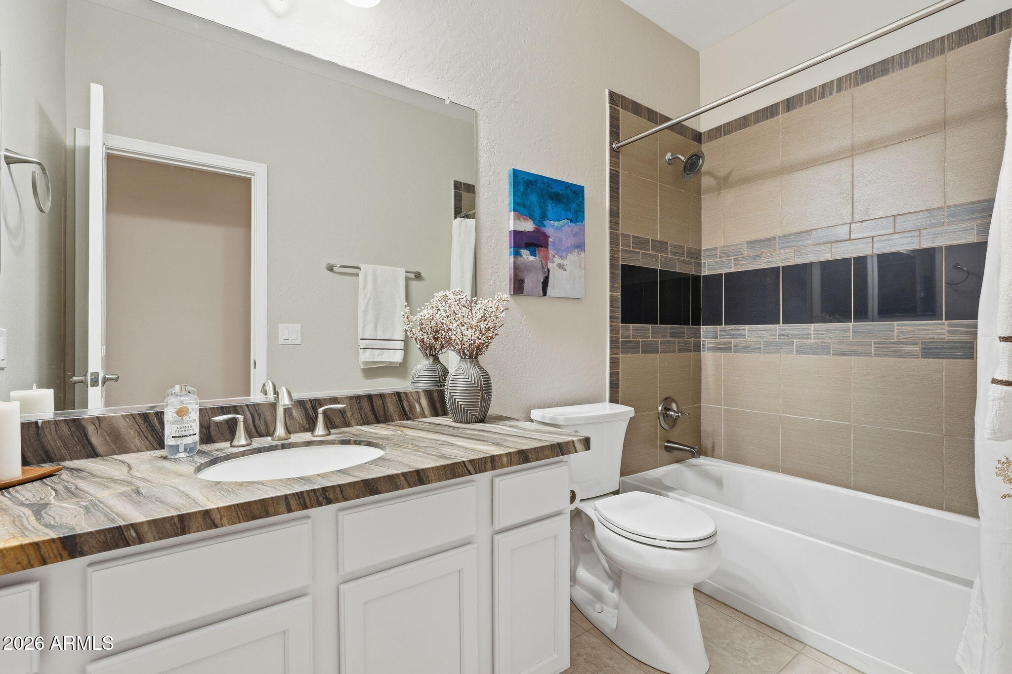 2698 East Boston Street Gilbert, AZ 85295 - Photo 26 of 37 Guest Bath