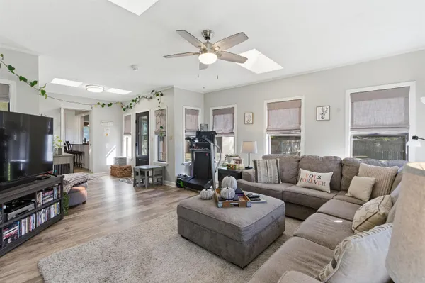 $395,000 | 914 Pebble Springs Drive, Bolivar, TN 38008