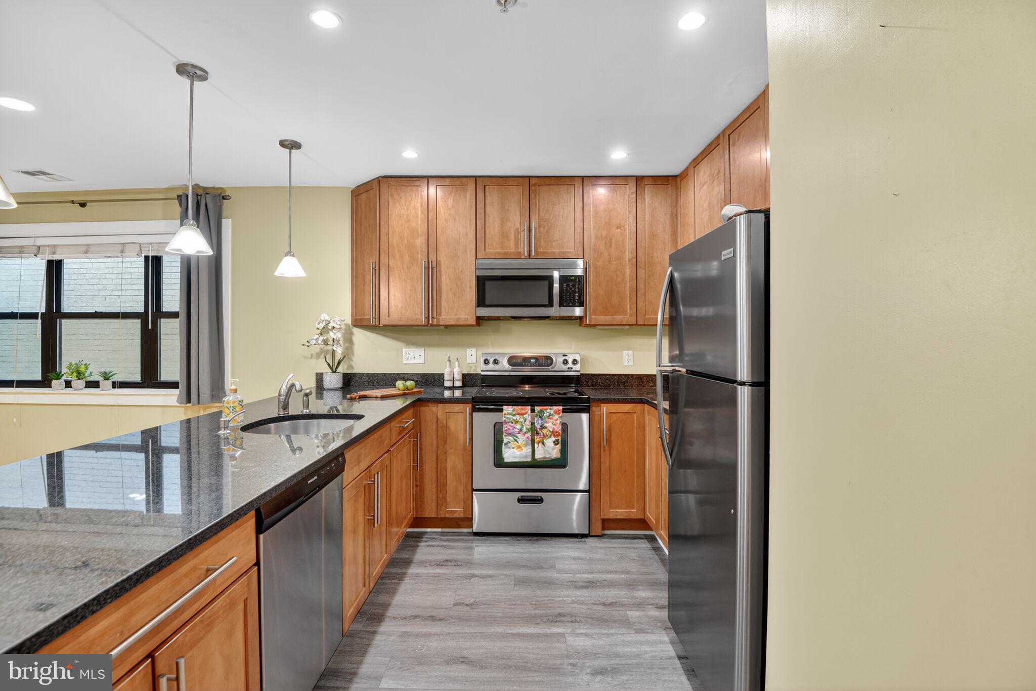 1323 K Street Southeast, Unit 203 Washington, DC 20003 - Photo 4 of 25 Gourmet kitchen