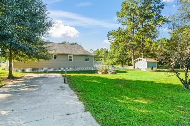$2,350 | 65461 L Miller Road, Lacombe, LA 70445