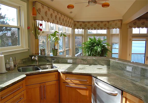 24 Pequot Road Marblehead, MA 01945 - Photo 8 of 25