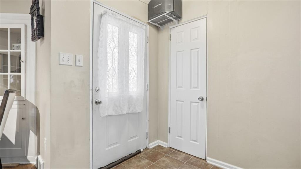 2129 Admiral Street Aliquippa, PA 15001 - Photo 2 of 34 a view of elevator with hallway