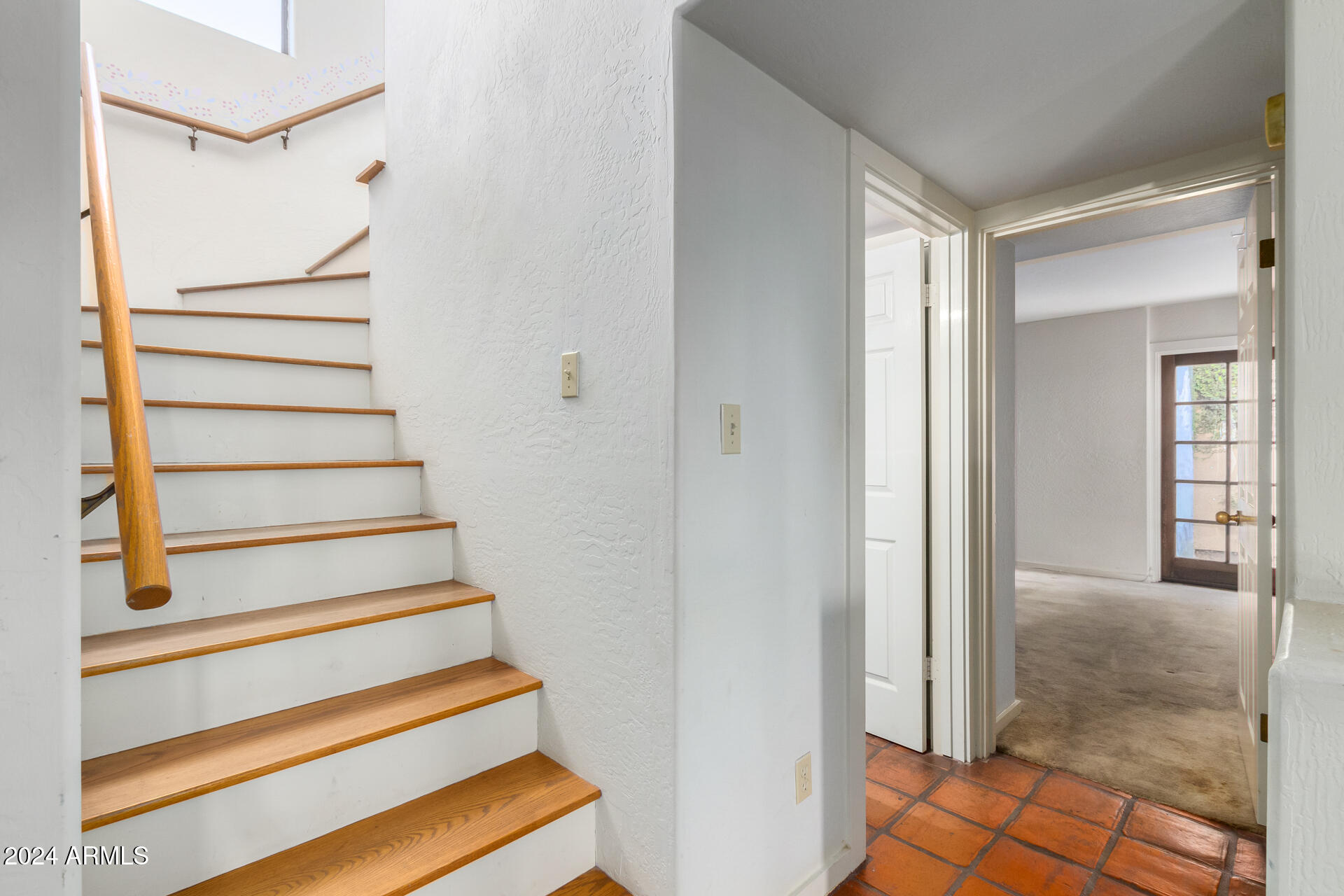 905 East Ocotillo Road Phoenix, AZ 85014 - Photo 4 of 20 a view of entryway with wooden floor