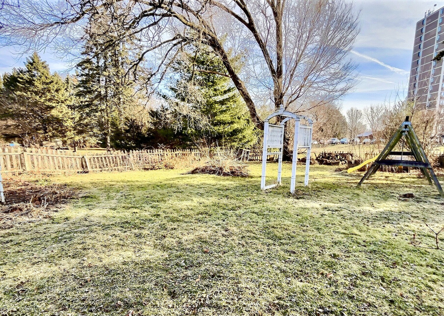 712 South 4th Street DeKalb, IL 60115 - Photo 23 of 25 a view of a yard with swimming pool