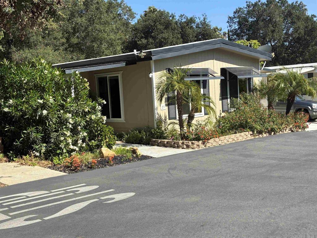 4747 Oak Crest Road, Unit SPC 23 Fallbrook, CA 92028 - Photo 3 of 13