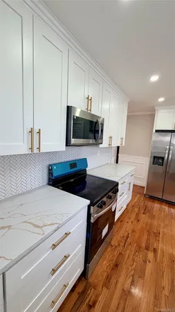 $2,700 | 153 Chester Street, Unit 1, Mount Vernon, NY 10552
