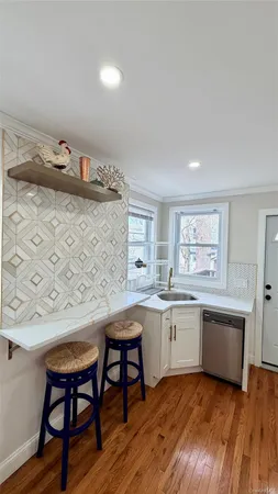 $2,700 | 153 Chester Street, Unit 1, Mount Vernon, NY 10552