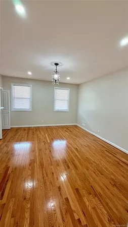 $2,700 | 153 Chester Street, Unit 1, Mount Vernon, NY 10552