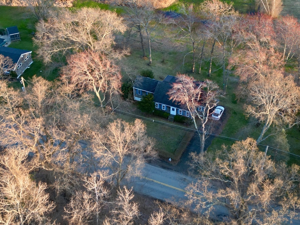 93 Ferry Road Salisbury, MA 01952 - Photo 30 of 32 a yard with lake view
