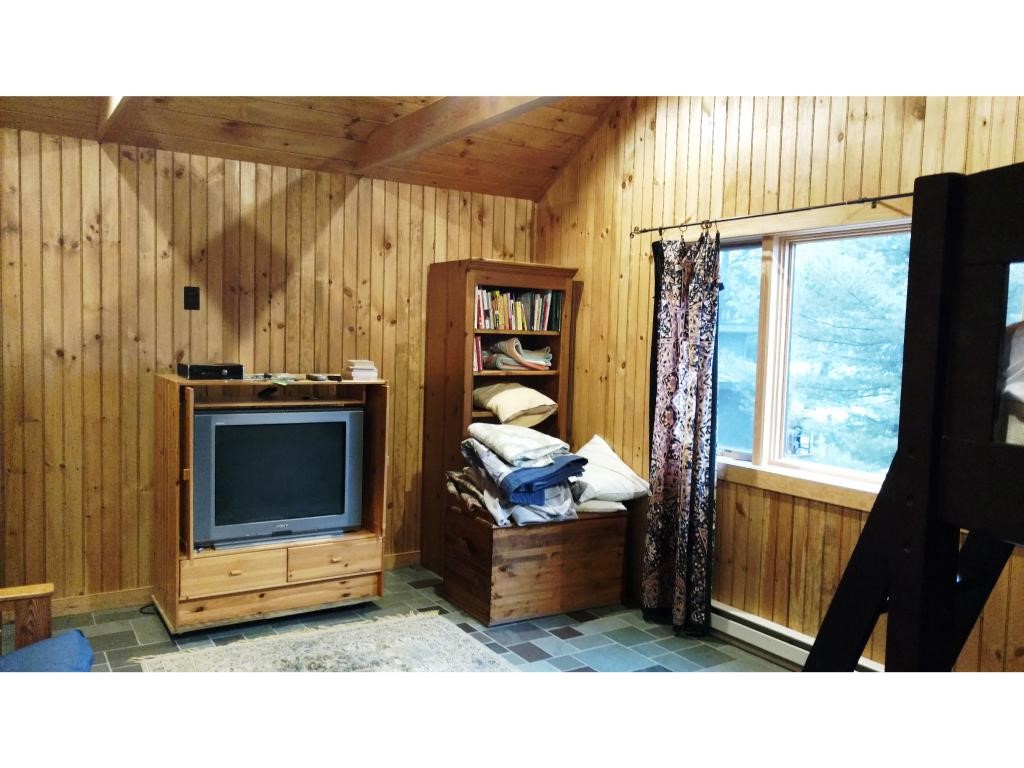 3026 West Lake Road Poultney, VT 05774 - Photo 6 of 17 Gallery Image 6