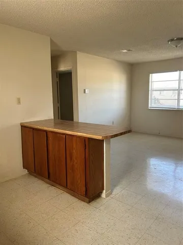 $1,400 | 1516 Coral Cut Off, Pelican Bay, TX 76020