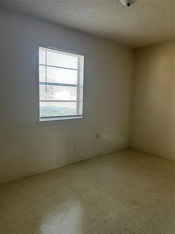 $1,400 | 1516 Coral Cut Off, Pelican Bay, TX 76020