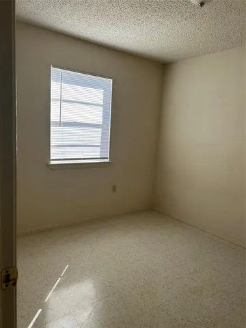 $1,400 | 1516 Coral Cut Off, Pelican Bay, TX 76020